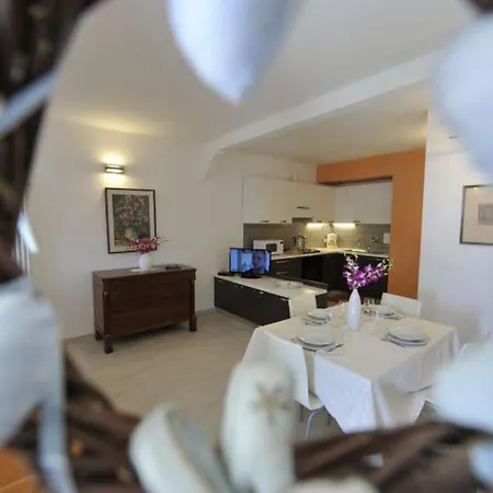 Apartament Arancio At Gio *
